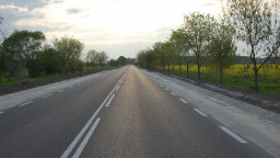Приключи рехабилитацията на 17 км от път II-56 Брезово – Раковски
