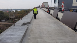 Twelve lighting poles have been restored on the Danube Bridge at Ruse