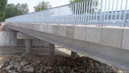 Утре се пуска движението по новия мост над р. Луда Яна на път I-8 Пазарджик - Пловдив