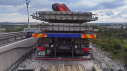 The pedestrian railing and lighting poles of the Danube Bridge at Ruse are being restored