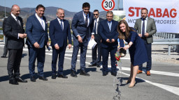 Арх. Иван Шишков: Благодарение на съвместните усилия на държавните институции и строителя пуснахме 6,4 км от автомагистрала „Европа“