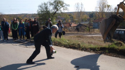 Стартира рехабилитацията на 10 км от път III-7002 Венец – Борци - Ясенково