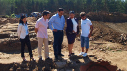 Министър Павлова и Лазаринка Стоичкова член на УС на АПИ посетиха археологическите обекти по трасето на автомагистрала „Струма”