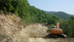 Започва възстановяването на път III-488 Ичера - Сливен