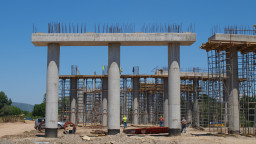 Усилено се работи по изграждането на големите съоръжения на участъка Дупница – Благоевград от АМ „Струма“