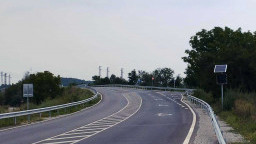 Ремонтирани са още 7,2 км от път II-81 Берковица - Монтана