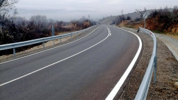Ремонтирани са 12 км от път III-109 за Мелник