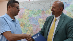 АПИ и „Тол България“ ЕООД сключиха договор за електронно събиране на пътни такси