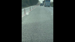 Започна монтирането на гъвкави ограничители на пътя Русе - Бяла. От утре се поставят и в Прохода на Републиката