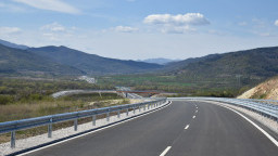 7,5 км ново трасе между Мездра и Ботевград вече са пуснати за движение