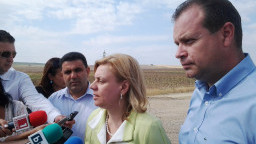 Министър Терзиева и инж. Лазаров провериха строителните дейности на АМ „Марица“