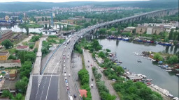 На 15 април, от 10 ч. до 16 ч., движението в 1,7 км участък от Аспаруховия мост ще е двупосочно в платното за Бургас