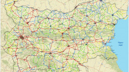 На www.api.bg са публикувани карти със сроковете за почистване на републиканските пътища при снеговалеж