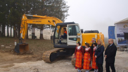 Над 9,7 млн. лв. ще бъдат инвестирани в рехабилитацията на 14 км от път II-86 Чепеларе - Соколовци, преминаващ през Роженския проход