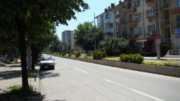 До 7 октомври движението в участък от път I-5 в Казанлък се пренасочва по улици в града поради ВиК ремонт