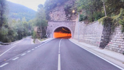 Трите тунела на път II-86 Асеновград - Смолян са ремонтирани и с ново LED осветление