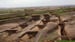 Изложба на археологически находки, открити по трасето на АМ „Марица“