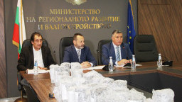 Министър Цеков: Първата инспекция на пътища в гаранция установи отклонения от качеството при над 50% от участъцит